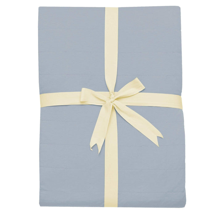 Kyte Baby Adult Quilted Blanket in Fog