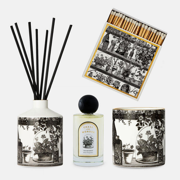 For Gardeners - The Botanist's Gift Set gift set, contents displayed alongside the luxury gift box