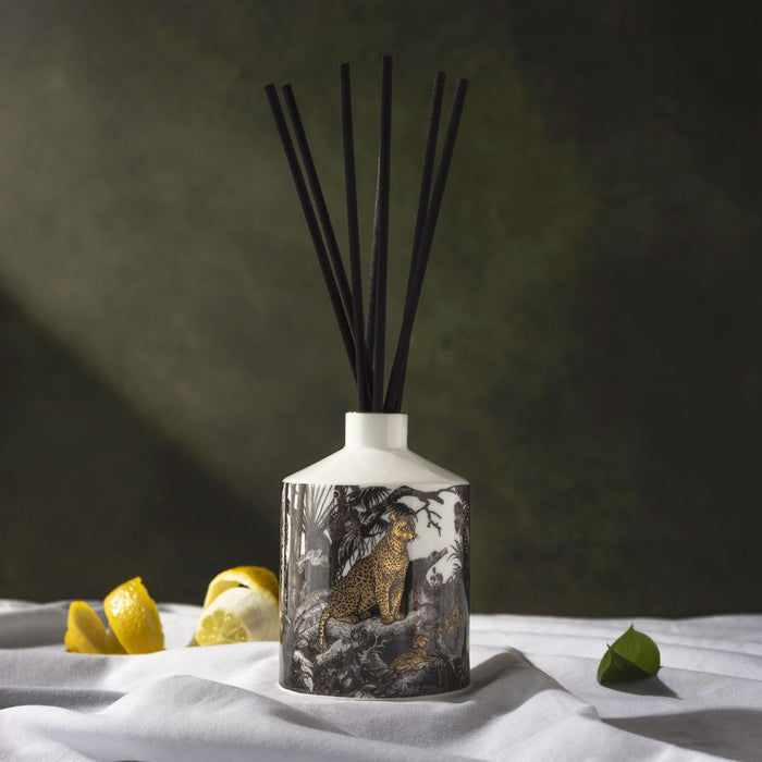 For the Wild at heart: The Jungle Gift Set gift set, close-up of the products inside