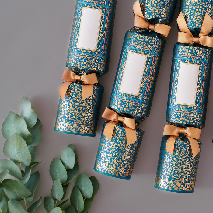 "Golden Ivy" Place Name Luxury Christmas Crackers Christmas cracker opened to reveal the scented candle gift inside