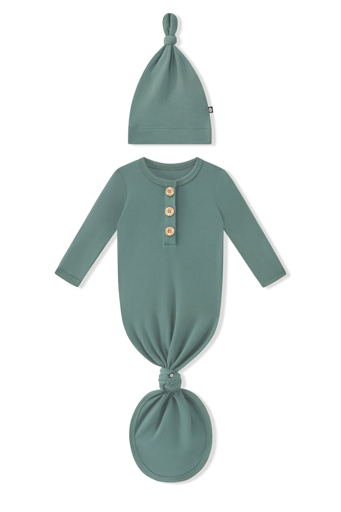 Knotted Day Gown with Hat Set in Pine on a white background
