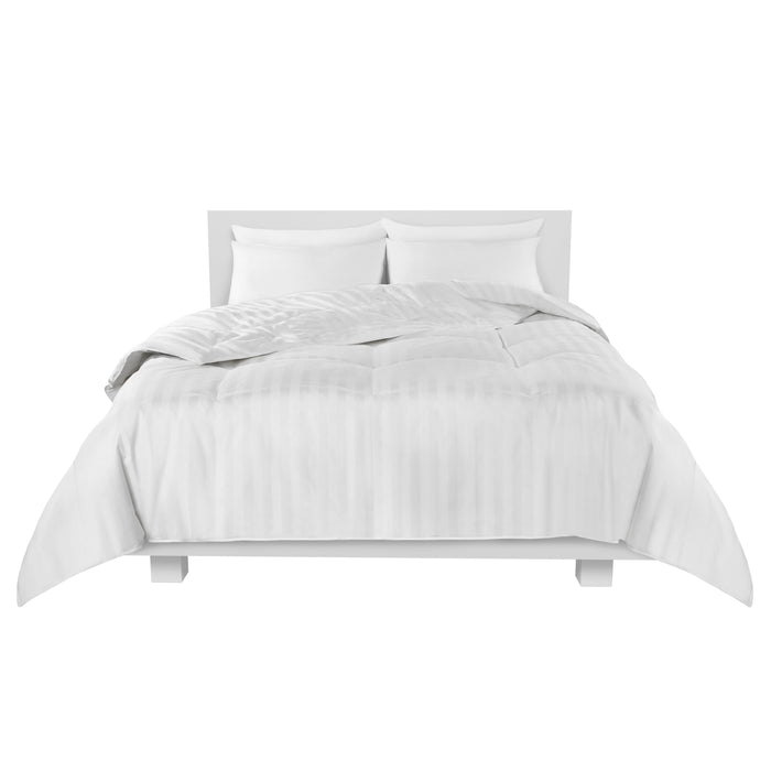 A luxurious Live Comfortably White Duck Down Comforter with 600 Fill Power, resting on a serene white background by Hollander.