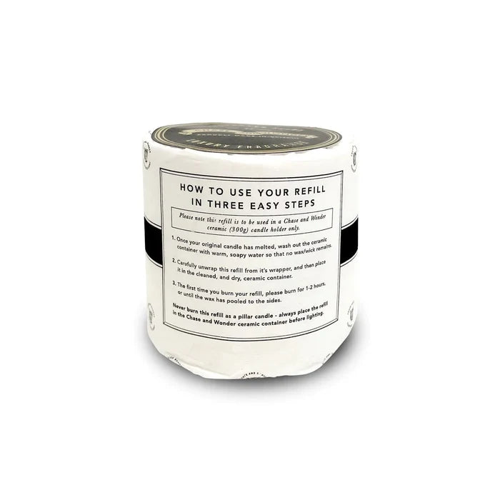 Refill for The Land of Nod ceramic candle, close-up of the hand-decorated illustration and 22ct gold rim