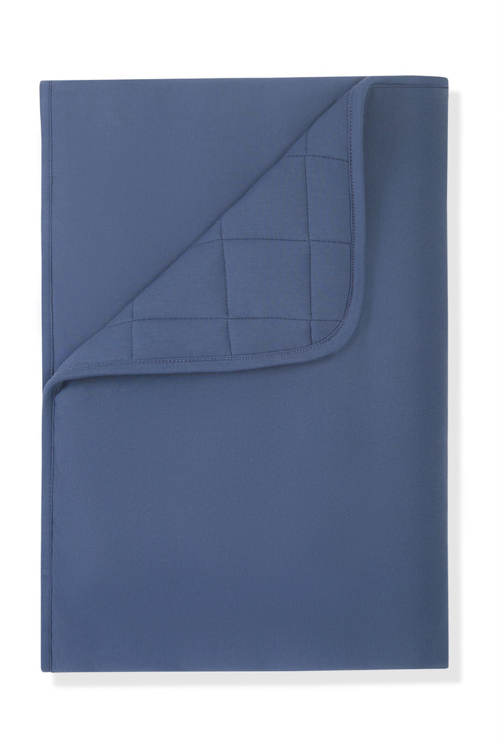 Toddler Blanket in Oxford 2.5 on a white background