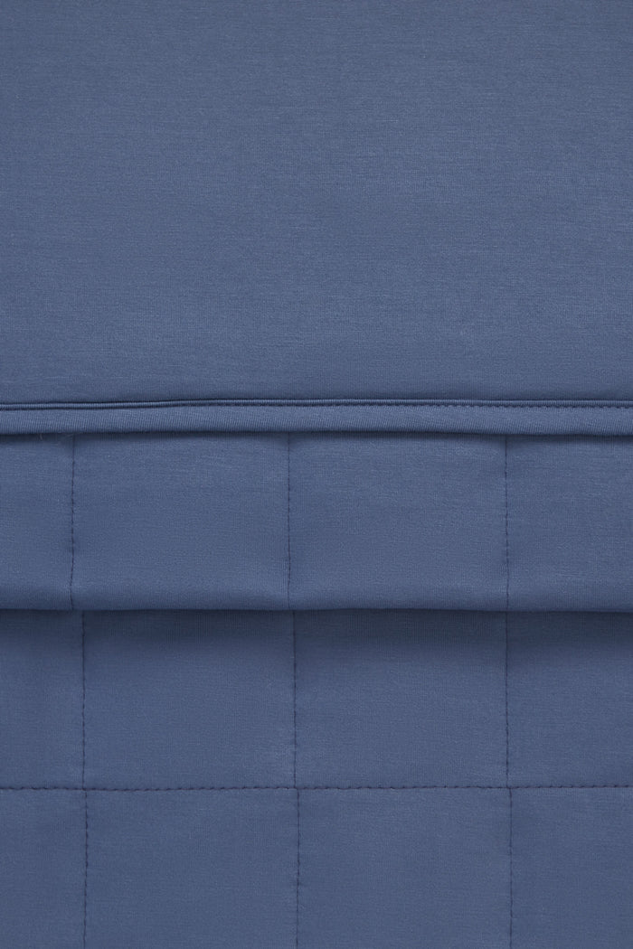 Front and Back side of Toddler Blanket in Oxford 2.5