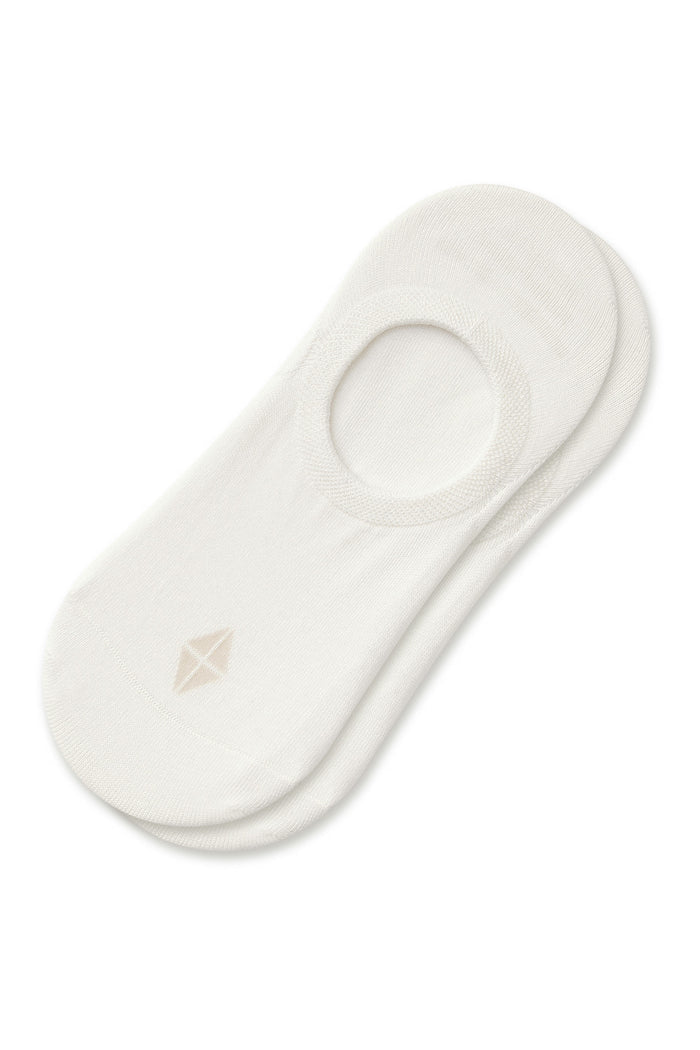 Women's No Show Socks in Cloud laying flat on a white surface.