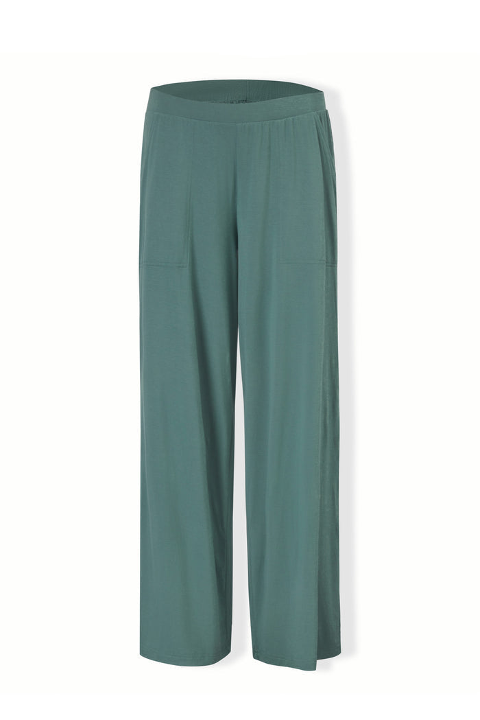 Women's Wide Leg Pant in Pine on a white background