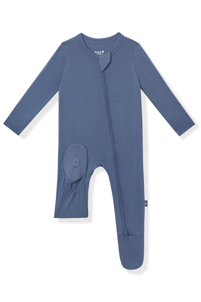Zippered Footie in Oxford with dotted footie on a white background